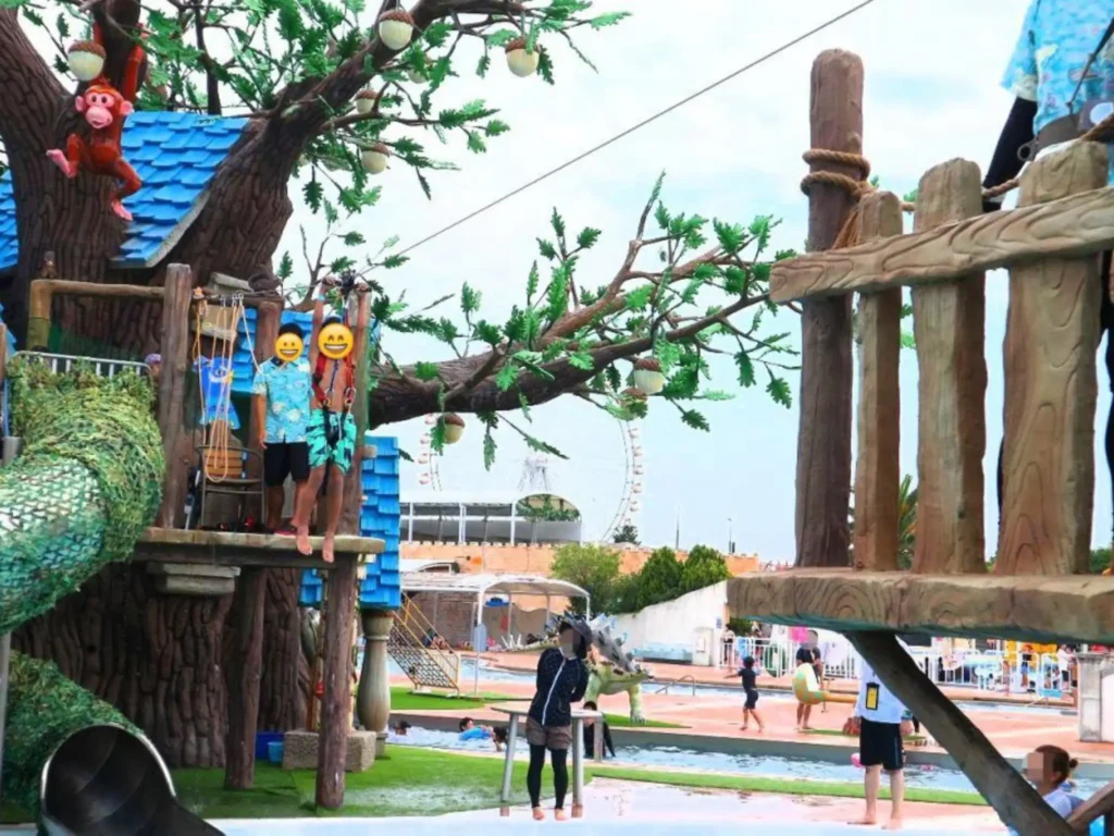 Julagoon Dinosaur Themed Park0