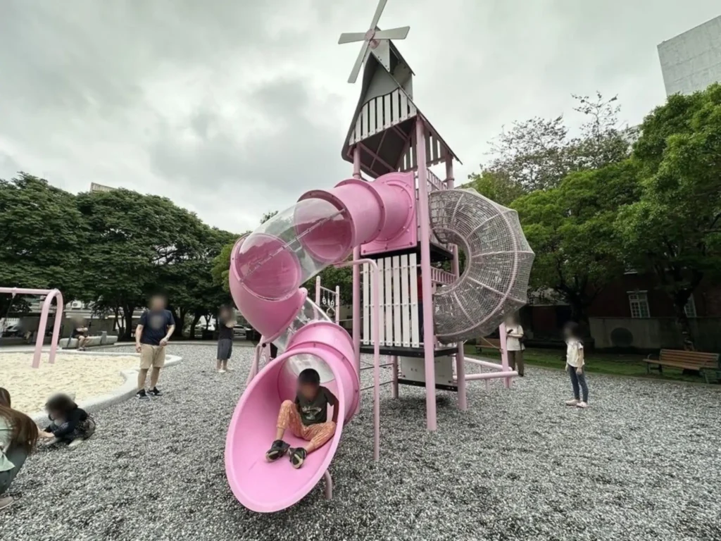 fantasy windmill playground6