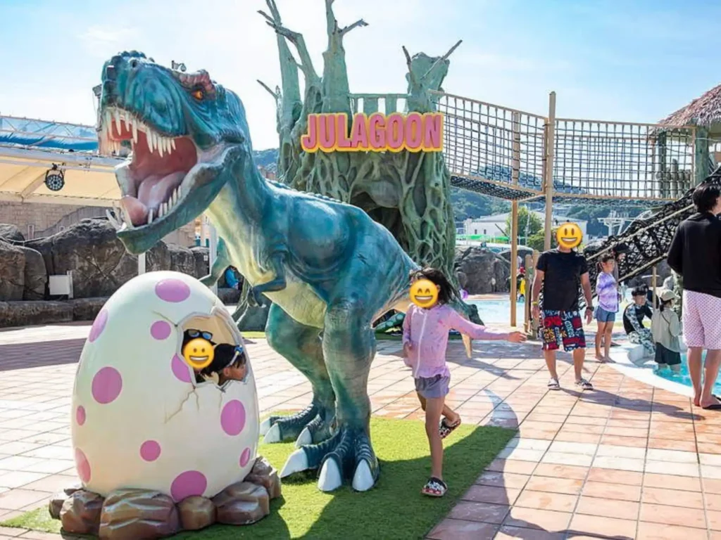 julagoon dinosaur themed park3