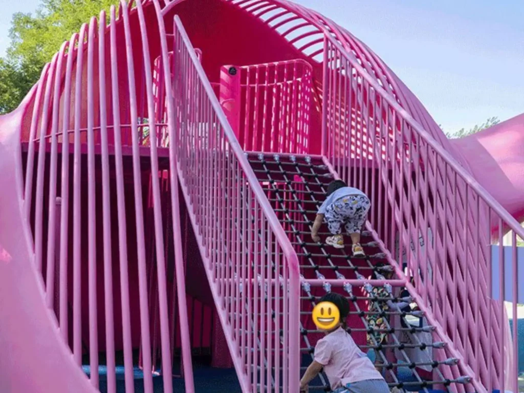 outdoor playground3