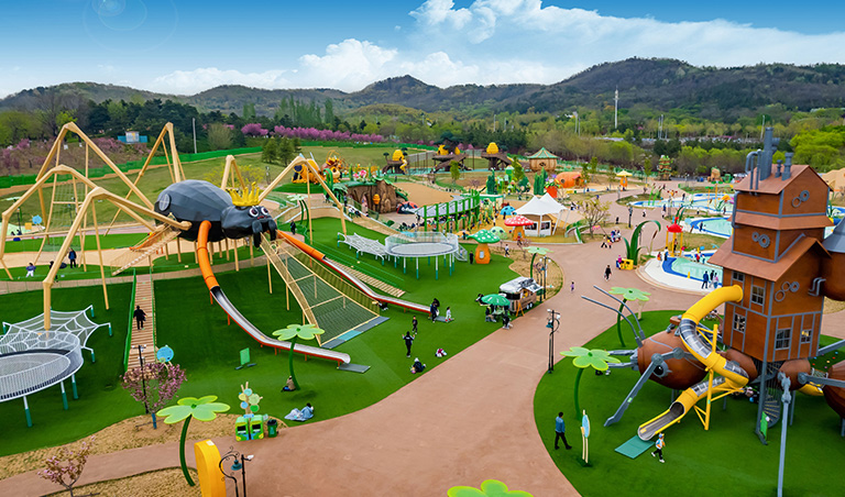 outdoor play structures