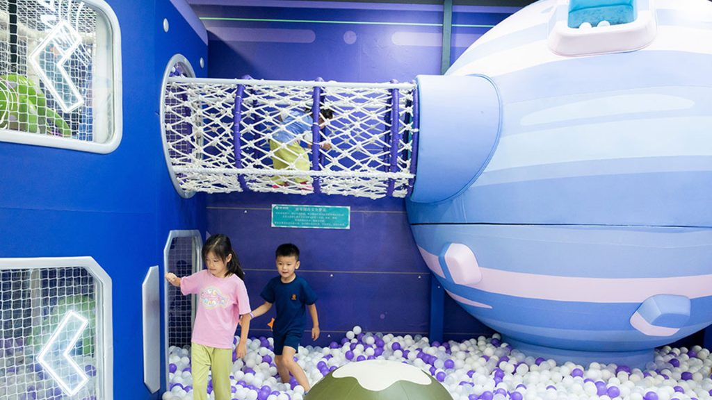 Xing Ji Yun Hui Space-Themed Amusement Park