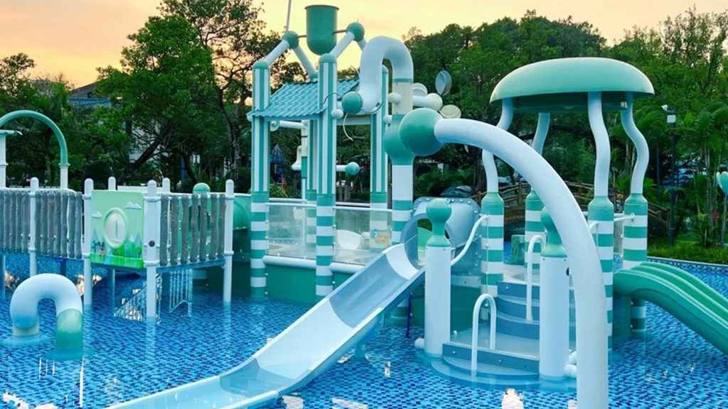Senpola Resort Squirrel Hotel Water Park