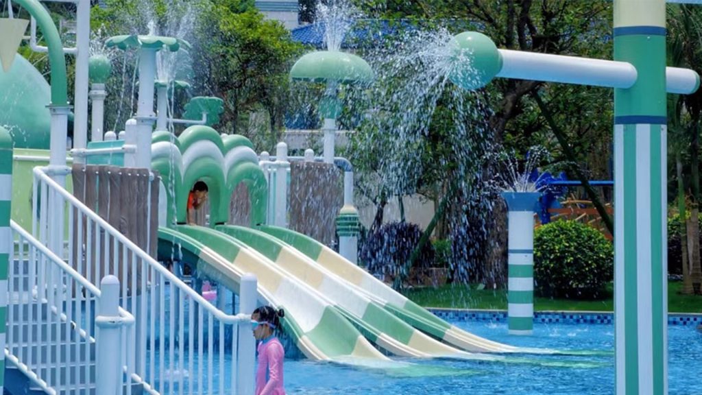 Senpola Resort Squirrel Hotel Water Park