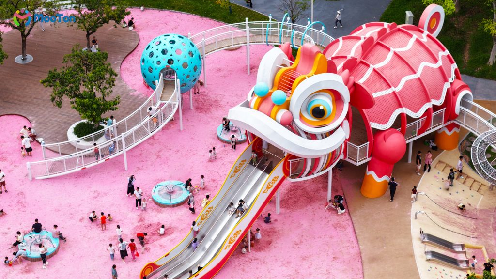 MooTon Custom Play Equipment|Lion-dance Theme Park